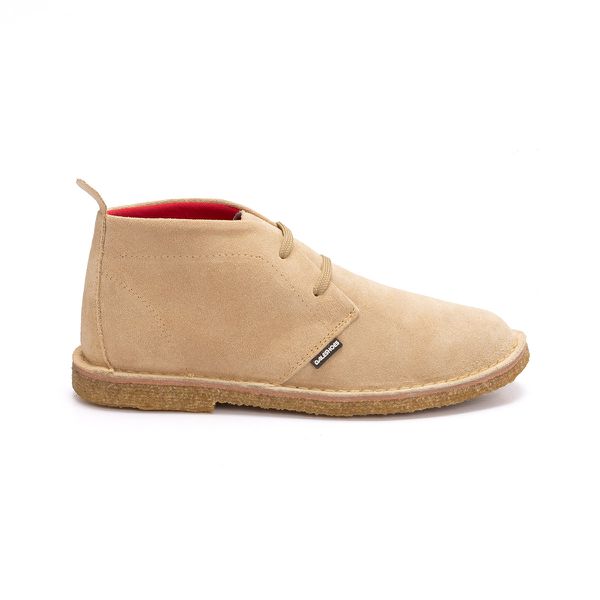 Bota Camping Taupe em couro legitimo com solado crepe em borracha látex.