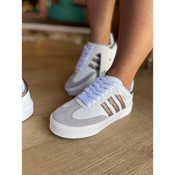 Adidas holograficos top
