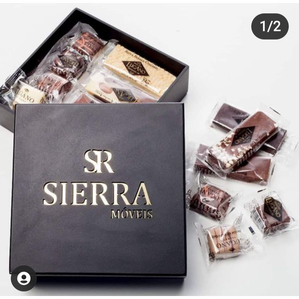 Cases de Clientes - Caixa com Logotipo