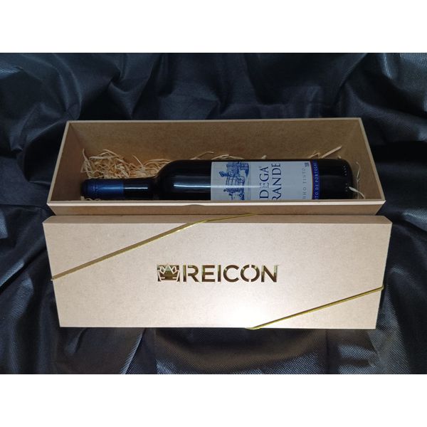 Caixa para vinho personalizada