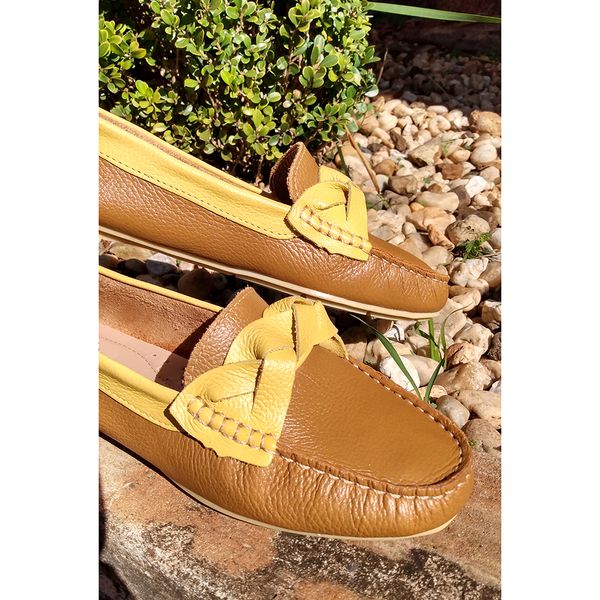 Mocassim Em Couro Caramelo Amarelo DEDMARCALCADOS