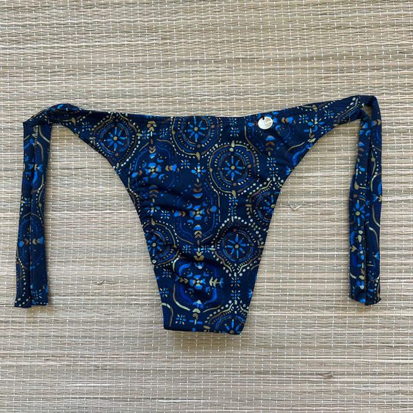 Tanga de Amarrar Bali