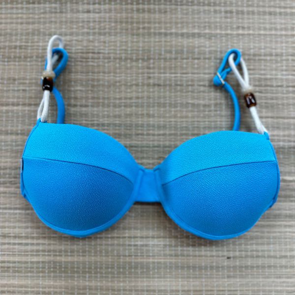 Top Meia Taça com detalhes Azul Turquesa Textura