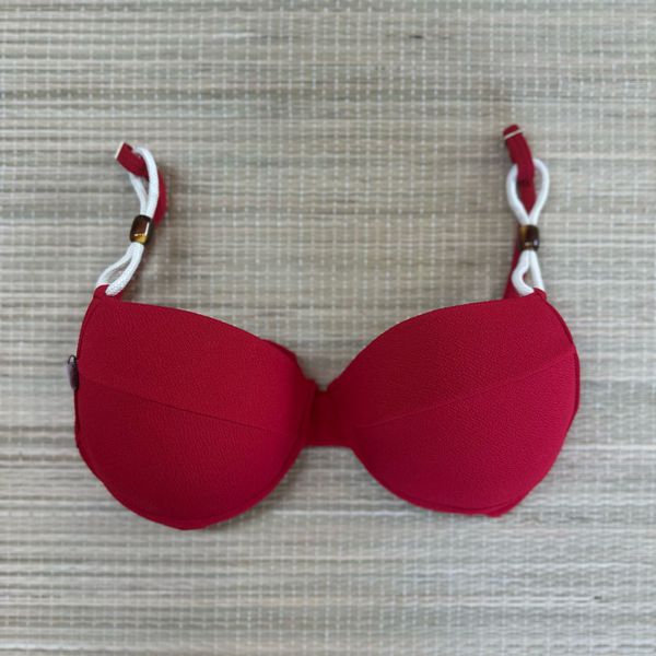 Top Meia Taça com detalhes Vermelho Textura