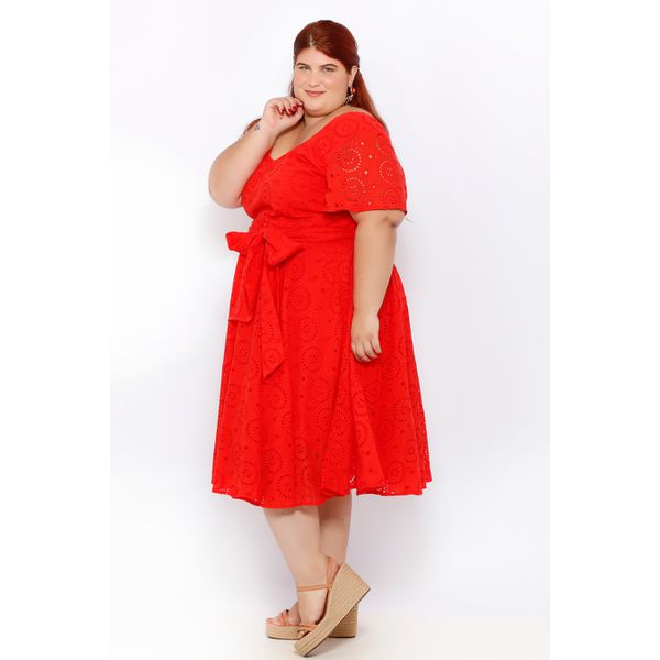 Plus size best sale red