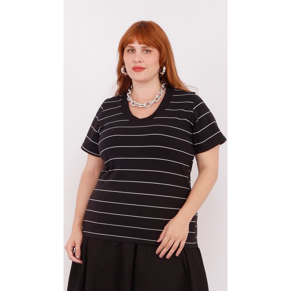 Blusa Malha Premium Preta Listra Fina - Plus Size