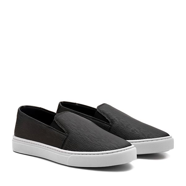 Slip On Feminino Casual Preto Dhaffy 