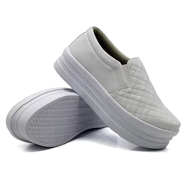 Tênis Dk Shoes Slip On Costura Matelassê Flat Form Branco