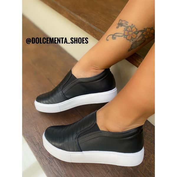 Tênis Slip On Matelassê Preto