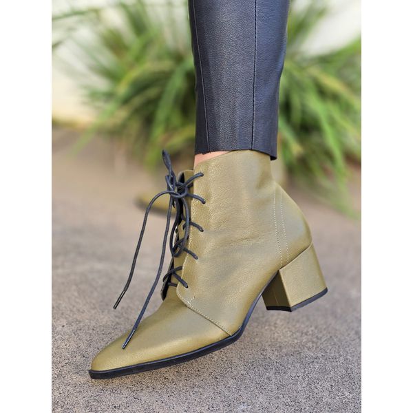 Bota Cadarço Verde Oliva Donna Clô