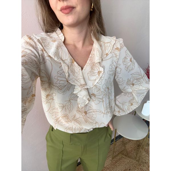 Blusa Floral Jabots