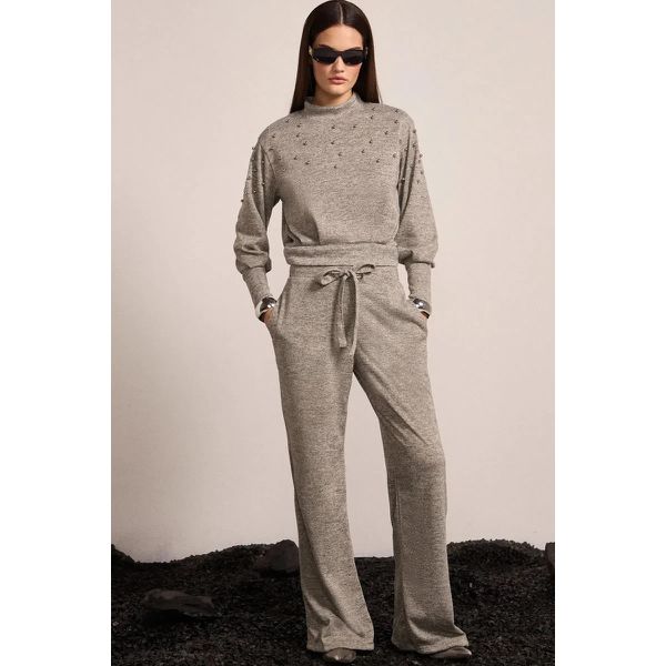 Blusa Em Malha Tricô Com Elastano e Aplicação de Pedrarias Cinza