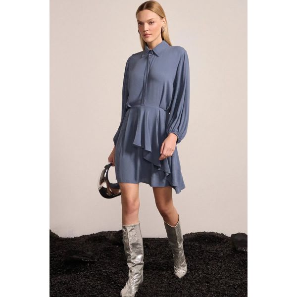 Vestido Chemise em Crepe Azul Escuro