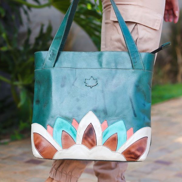 Bolsa BG 031 Verde 100% em couro