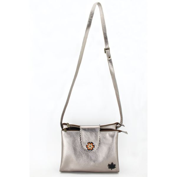 Bolsa Feminina em Couro - Onix Metalizado Prata (BP 006)