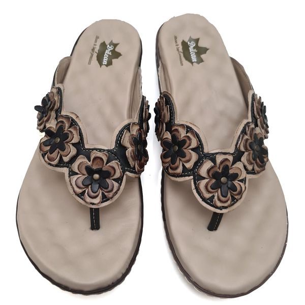 Sandália Feminina Anatômica de Couro Legítimo e Palmilha Gel - Off/Preto (MA025) 37 OUTLET