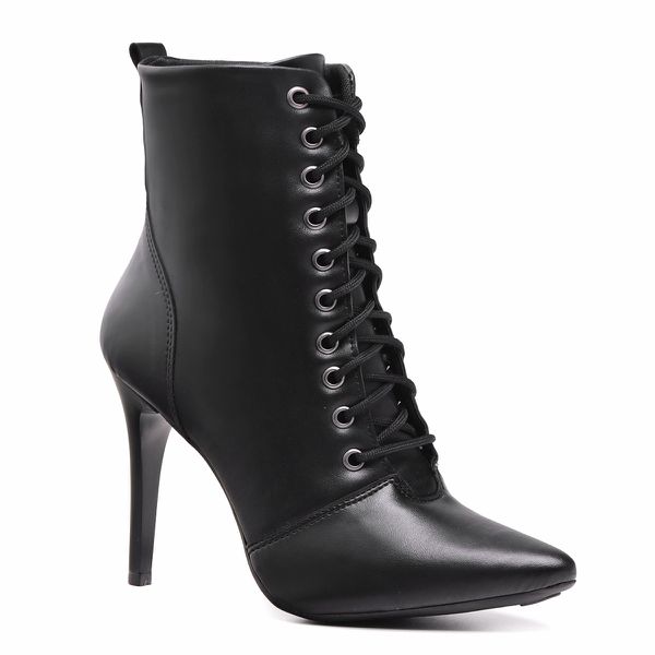 Bota Cano Médio Cadarço Preto Cecilia