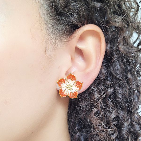 BRINCO FLOR ESMALTADA LARANJA PRESSÃO
