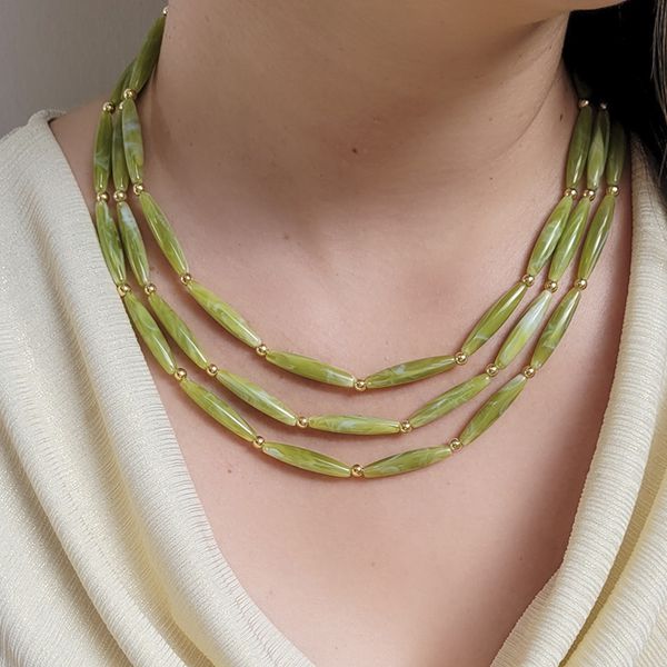 COLAR RESINA 3 FIOS VERDE