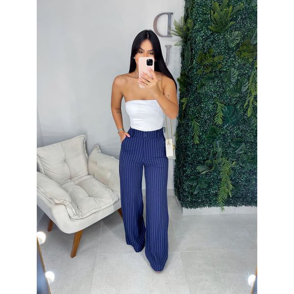 Calça alfaiataria risca de giz