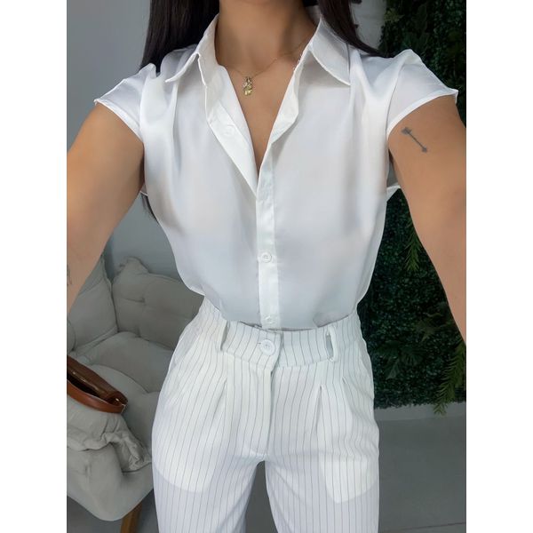 Camisa acetinada branca