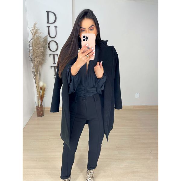 Calça skinny preta 