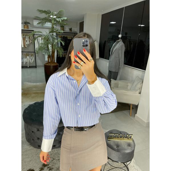 Camisa cropped listrada