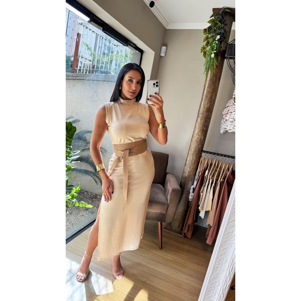 VESTIDO LUANA GOLA ALTA OFF WHITE