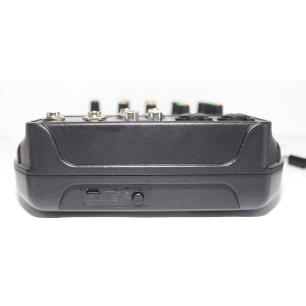 Mesa de Som 4 canais MX-A4BT - Bluetooth - Phantom Power - 5 Volts