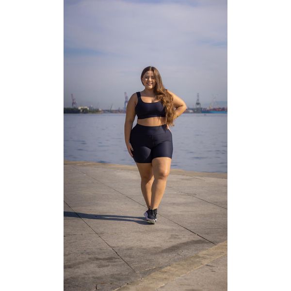 Conjunto Shorts Top Elástico Curvilíneas Preto 