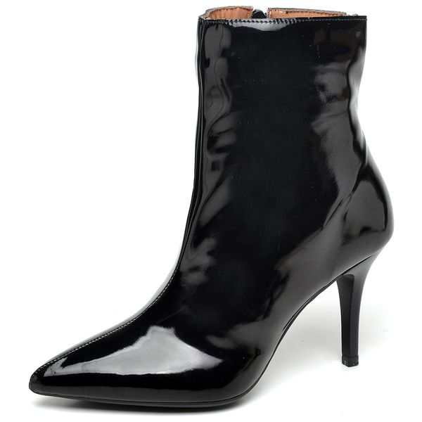 Bota cano store curto em verniz