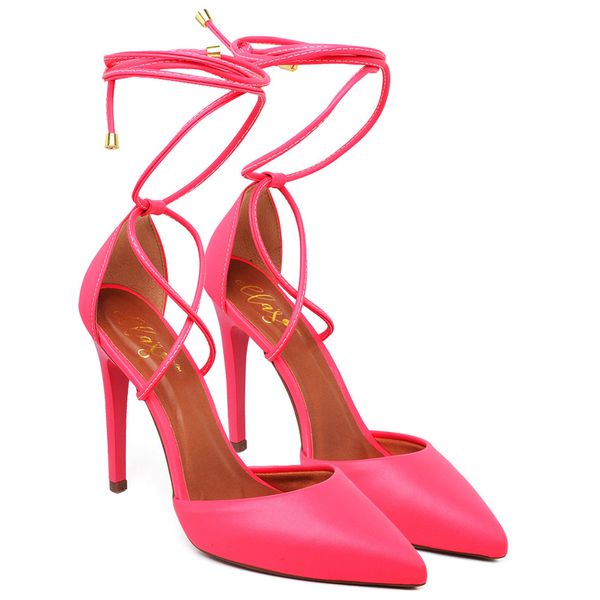 7939 Scarpin Salto Alto Bico Folha com Tiras Napa Aloha