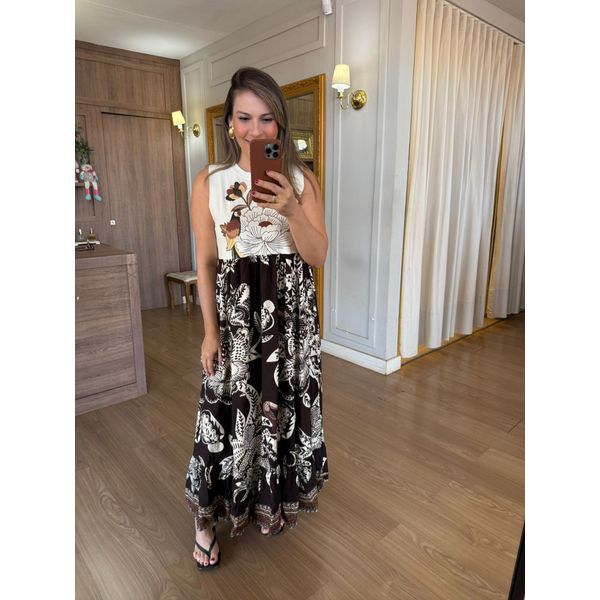 VESTIDO REGATA CAMISETA - FUNDO MARROM FOLHAGEM BEGE