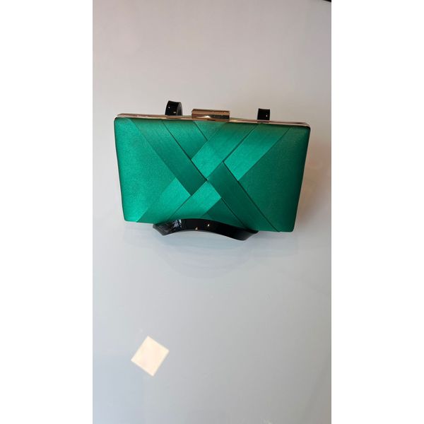 Clutch Cetim Verde