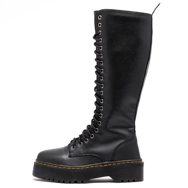 Coturno Estilo Inglês Cano Longo Preto