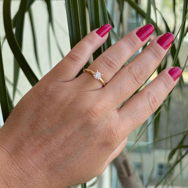 Anel Solitário de Ouro 18k Diana Com Zircônia 