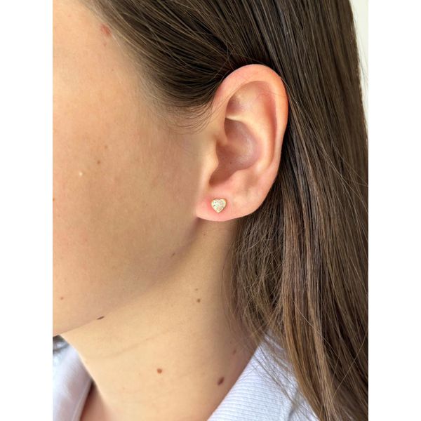 Brinco De Ouro 18k Coração de Zircônia Branca 5,0mm