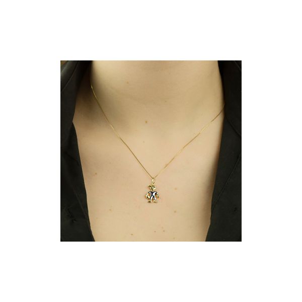 Pingente De Ouro 18k Menino Com Bola Na Mão