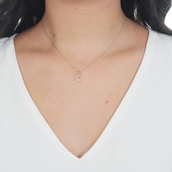 Pingente de Ouro 18k Letra C Com Zircônias 