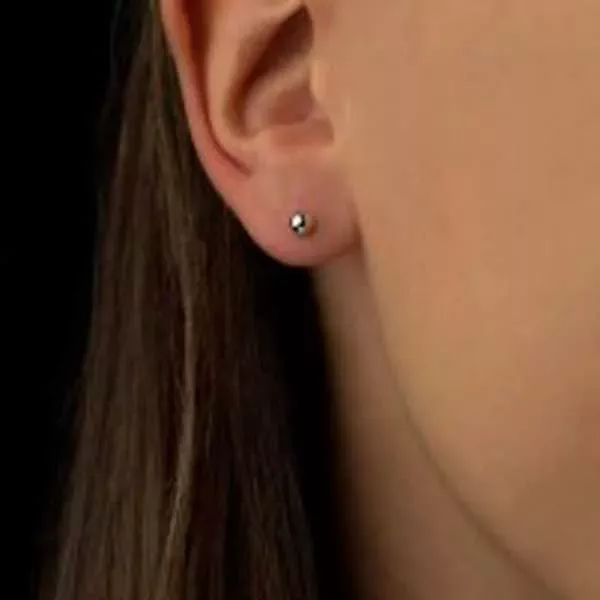 Brinco De Ouro Branco 18k Bolinha 4mm