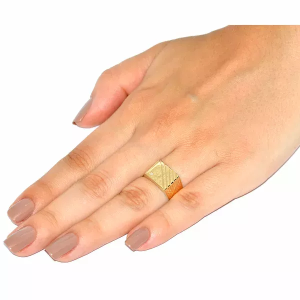 Anel De Ouro 18k Chapa Com Diamante De 1 Ponto