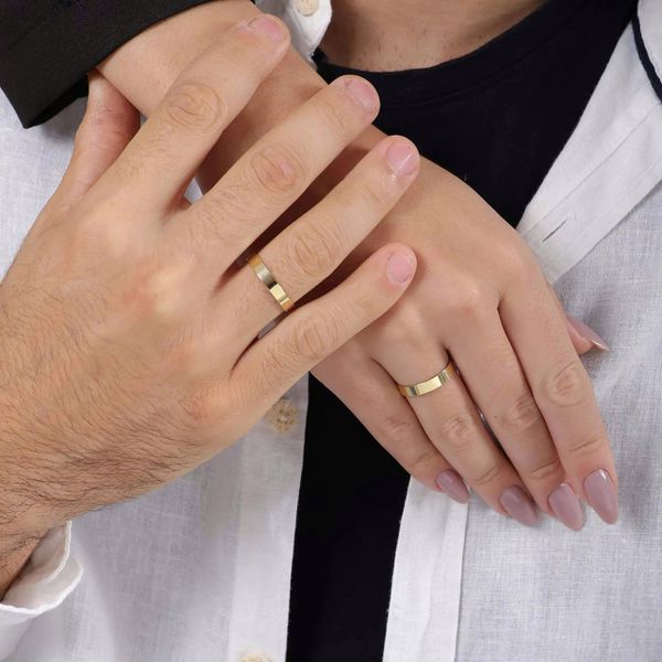 Par De Aliança De Ouro 18k Quadrada Com 4,0mm