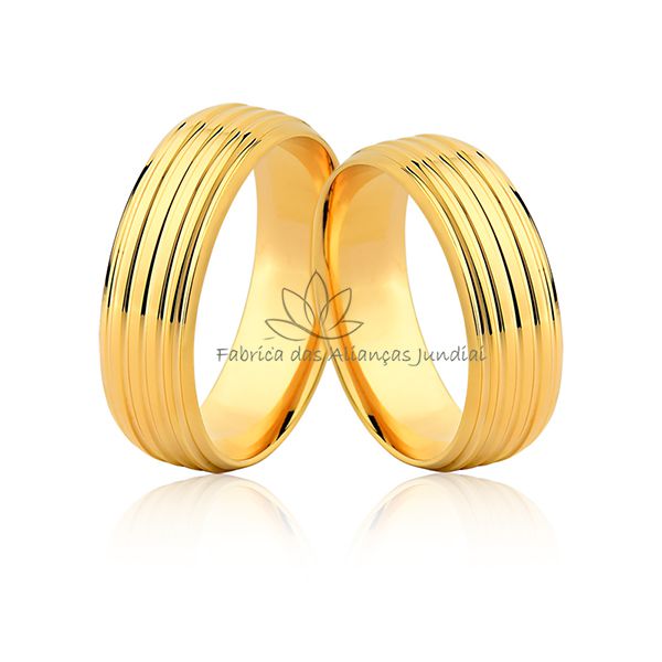 Alianças Com Friso Em Ouro 18k