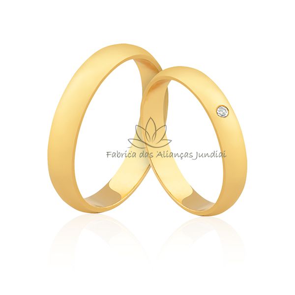 Aliança Tradicional em Ouro 18K com Diamante 
