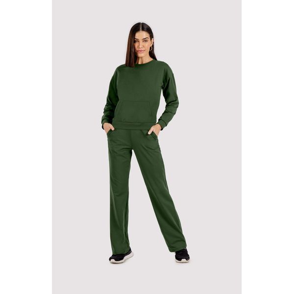 Conjunto em Malha com Blusão e Calça Reta