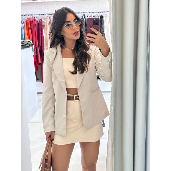 CONJUNTO DE CROPPED E SAIA NUDE