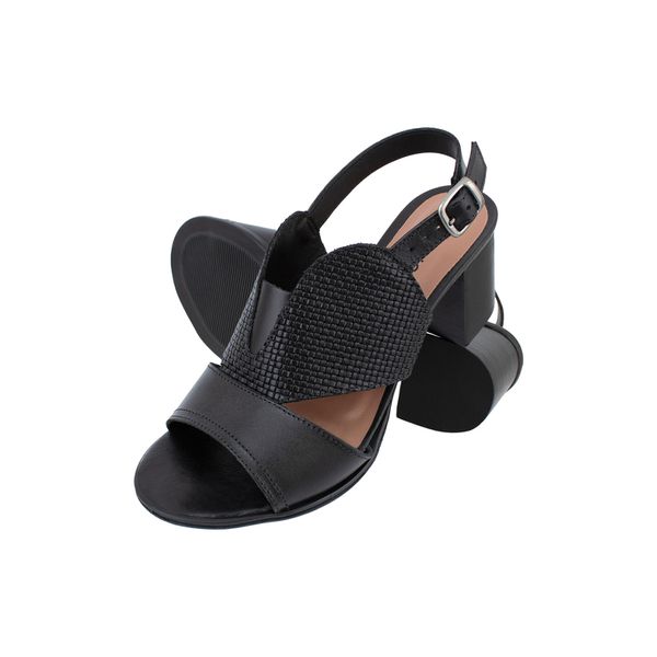 Sandália de Salto em Couro Preto