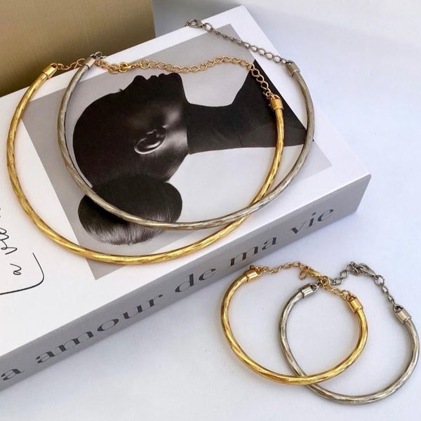 Choker ato texturizada