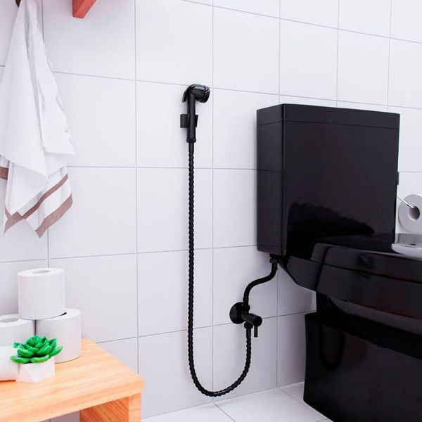 DUCHA HIGIÊNICA BLUKIT CONFORT COM DERIVAÇÃO E REGISTRO PRETA