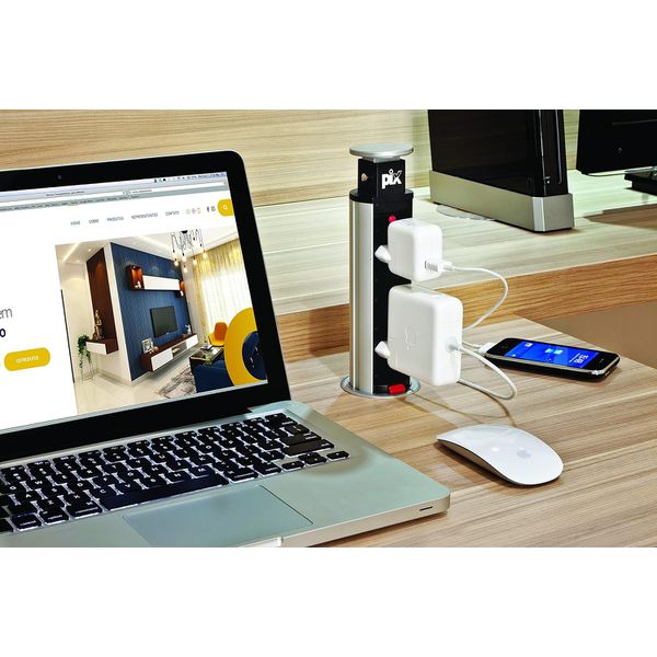 TORRE DE TOMADA COM 3 TOMADAS PRATA